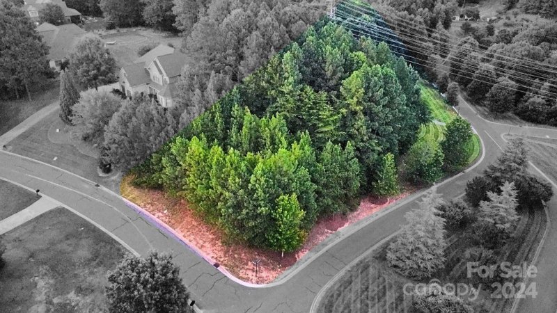2000 Gladelynn Court