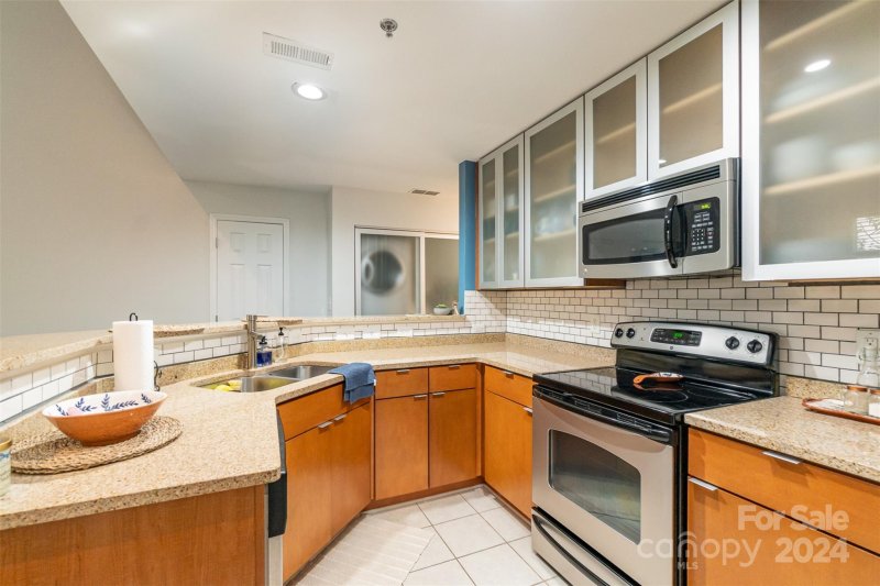 Property image 3 at 513 N Graham Street, Charlotte, NC 28202