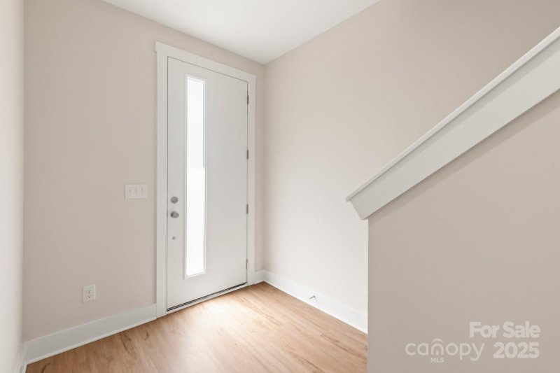 Property image 4 of 312 Ferebee Place in Brixton, Charlotte, NC 28213