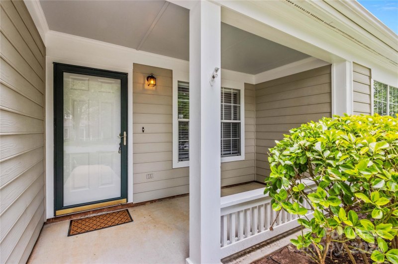 Property image 4 at 123 Meadow Lilly Court, Mooresville, NC 28115