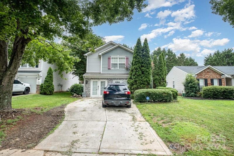 1820 Oakdale Green Drive
