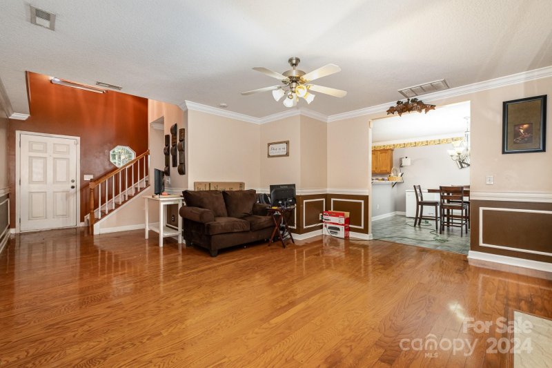 Property image 4 at 1820 Oakdale Green Drive, Charlotte, NC 28216
