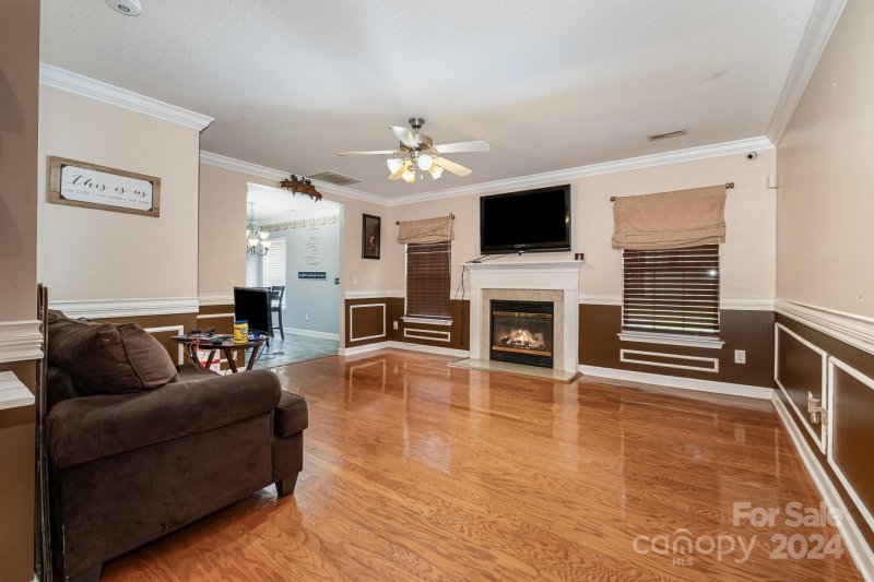 Property image 5 at 1820 Oakdale Green Drive, Charlotte, NC 28216