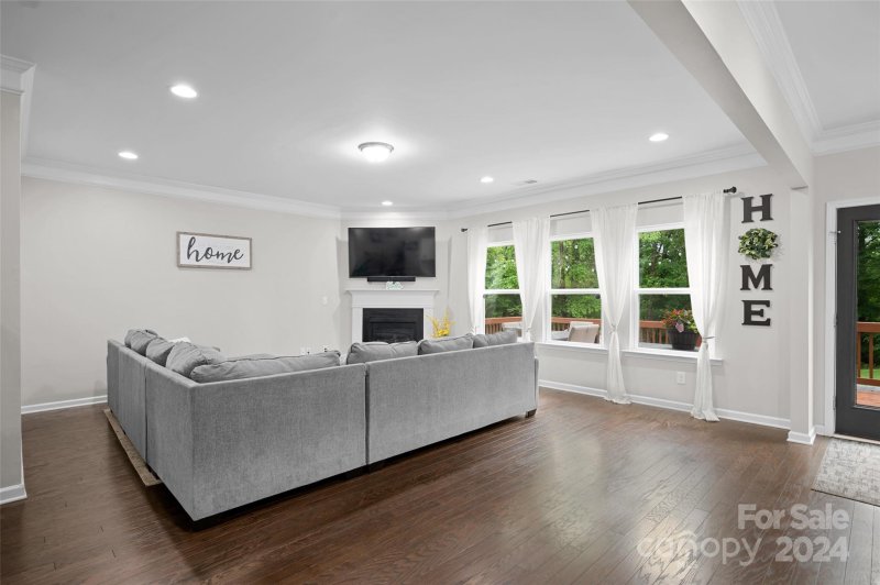 Property image 4 at 114 Carriage Hill Drive, Statesville, NC 28677