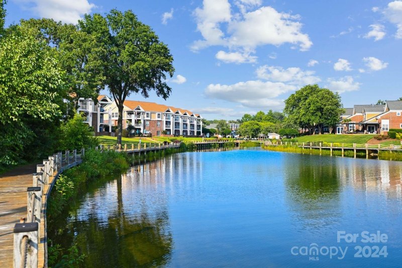 Property image 4 at 18519 Harborside Drive, Cornelius, NC 28031