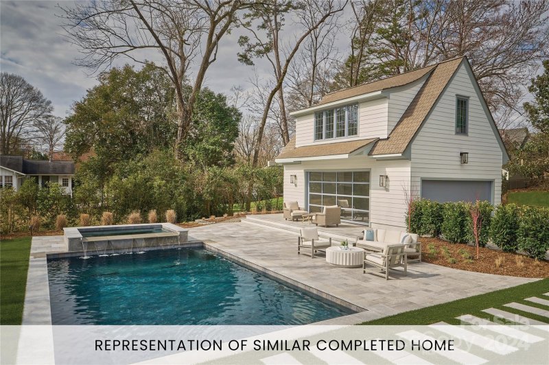 Property image 3 at 2700 Wintergreen Drive, Charlotte, NC 28211