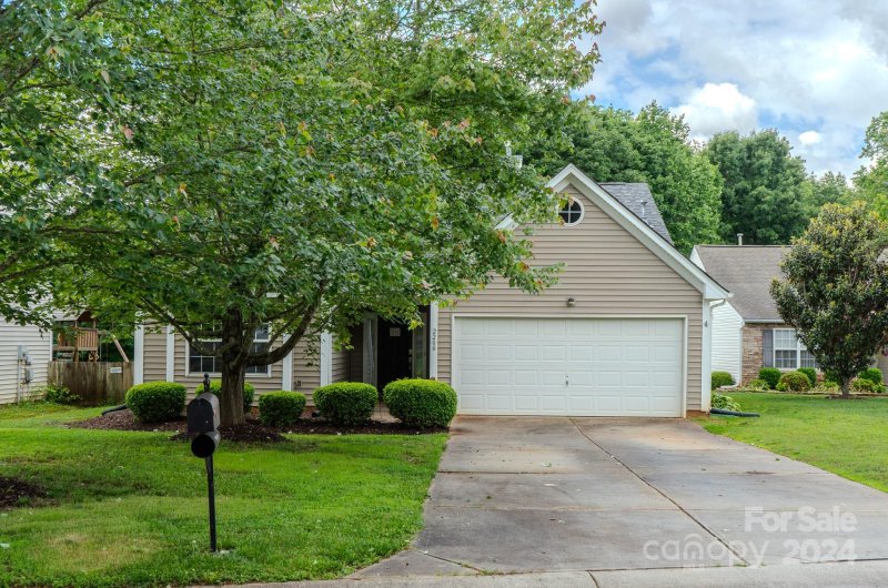 2200 Minstrels Way