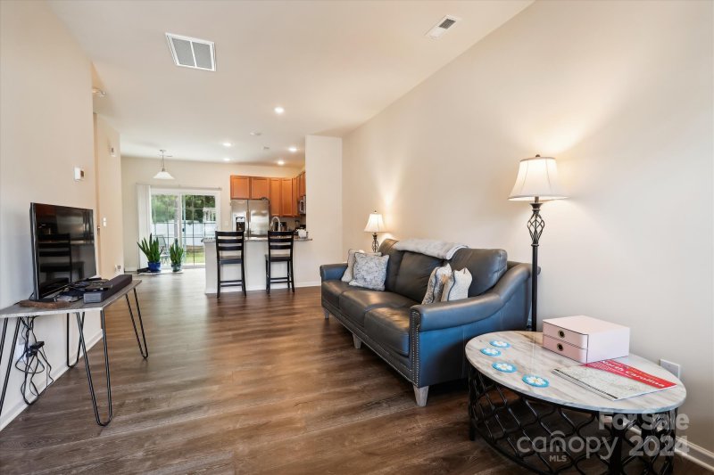 Property image 2 at 7237 Jane Parks Way, Charlotte, NC 28217