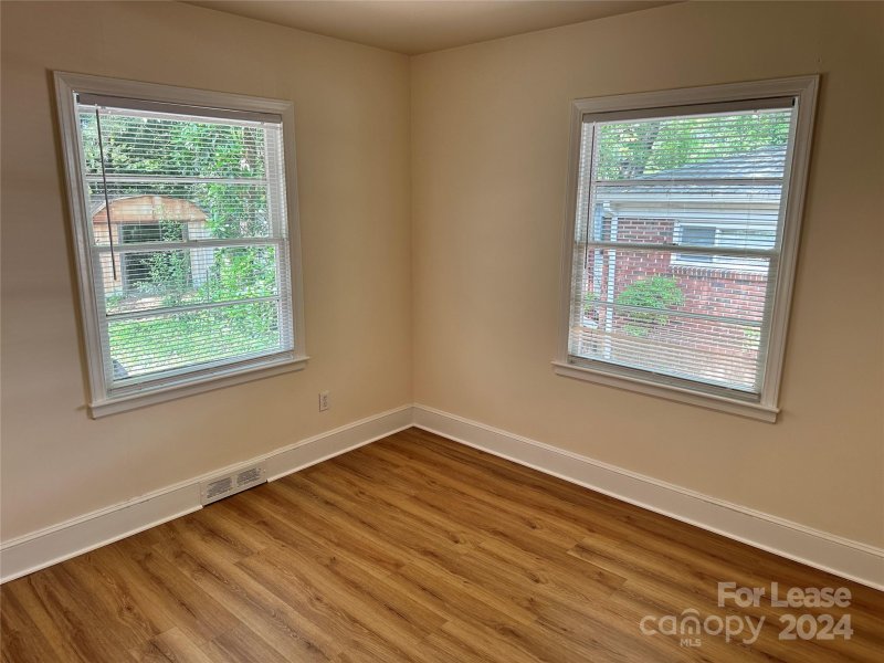 Property image 4 at 3406 June Drive, Charlotte, NC 28205