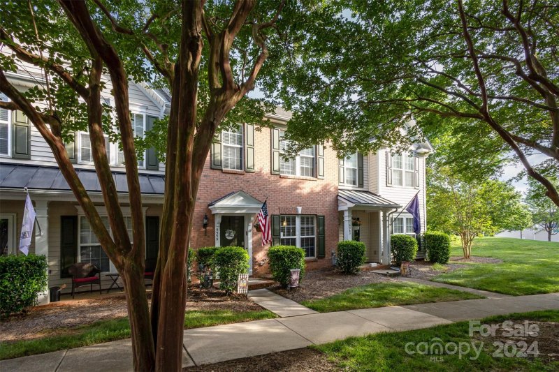 9559 Glenashley Drive