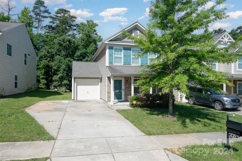 Property image 4 at 346 Cornielle Lane, Charlotte, NC 28216