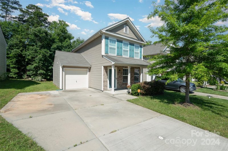 Property image 5 at 346 Cornielle Lane, Charlotte, NC 28216
