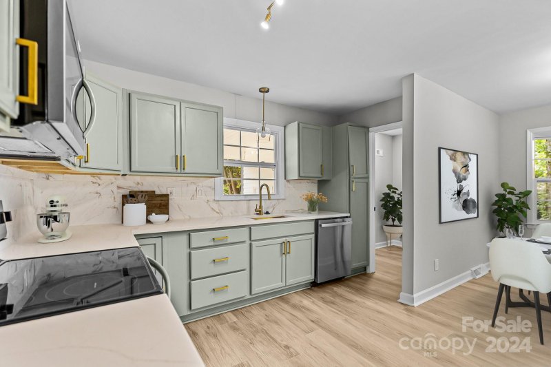 Property image 3 at 1428 Mcilroy Road, Charlotte, NC 28212