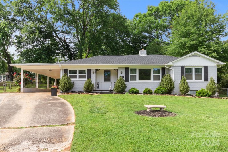 1116 Forestdale Drive