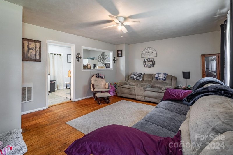 Property image 3 at 2420 2422 4th Avenue, Hickory, NC 28602