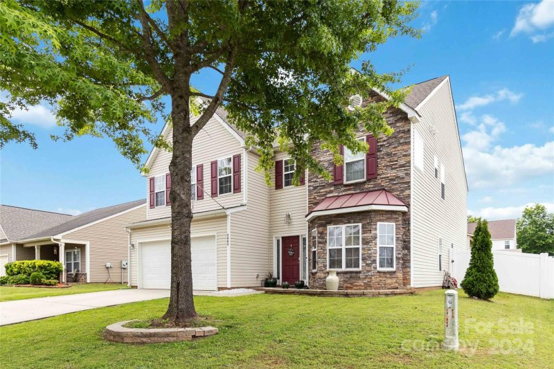 Property image 3 at 2005 Rockycreek Lane, Monroe, NC 28112