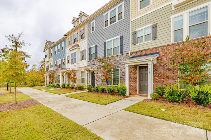 Property image 3 at 7928 Denmark Road, Charlotte, NC 28273