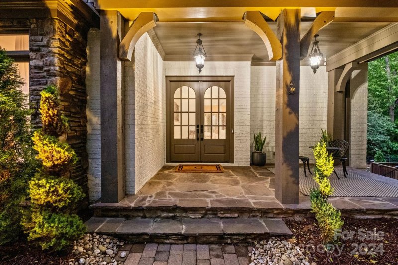 Property image 2 at 8600 Highgrove Street, Charlotte, NC 28277