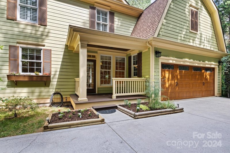 Property image 5 at 8812 Ashby Pointe Court, Sherrills Ford, NC 28673