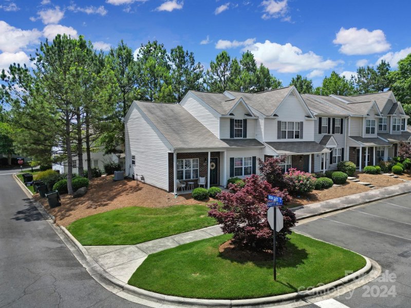 Property image 5 at 1122 Knotty Hill Drive, Rock Hill, SC 29732