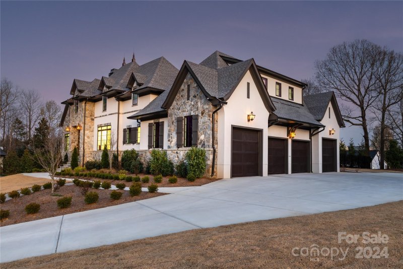 Property image 2 at 7466 Barrington Ridge Drive, Fort Mill, SC 29707