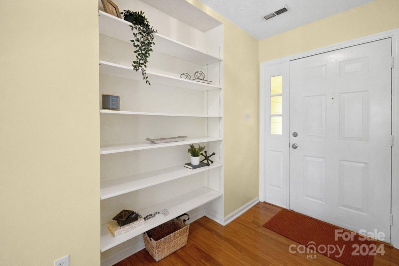 Property image 4 at 2328 Snow Creek Lane, Charlotte, NC 28273