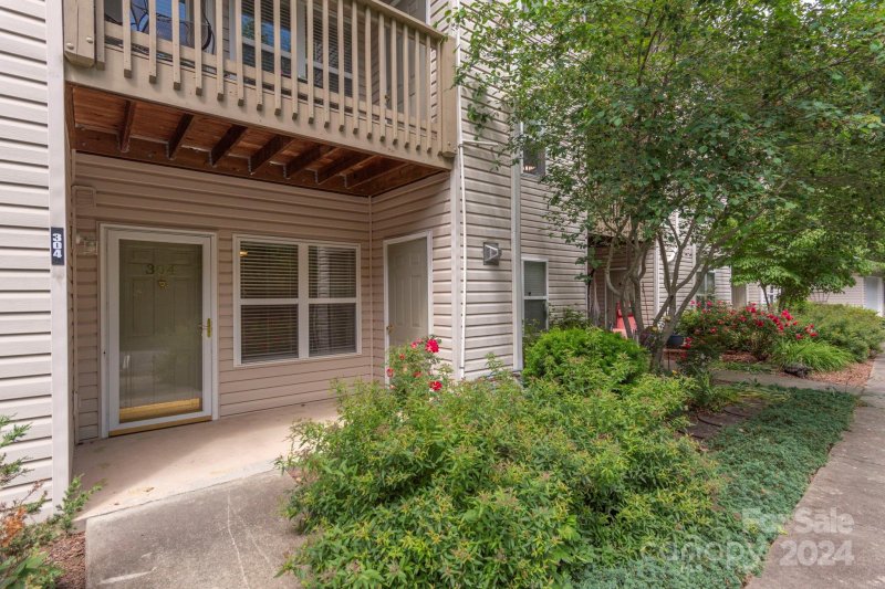 Property image 2 at 304 Carrington Place, Arden, NC 28704