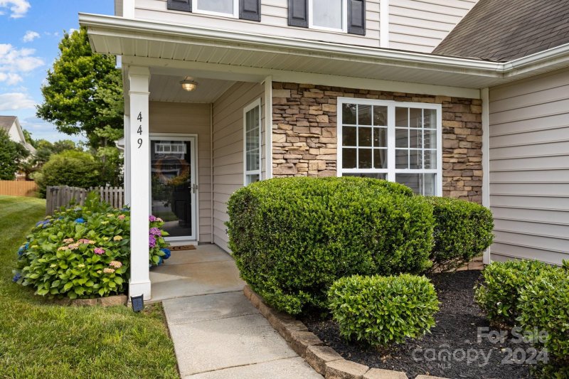 Property image 5 at 449 Silver Cypress Lane, Fort Mill, SC 29708