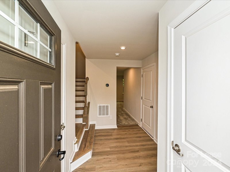 Property image 4 at 1114 Ketchum Court, Charlotte, NC 28208