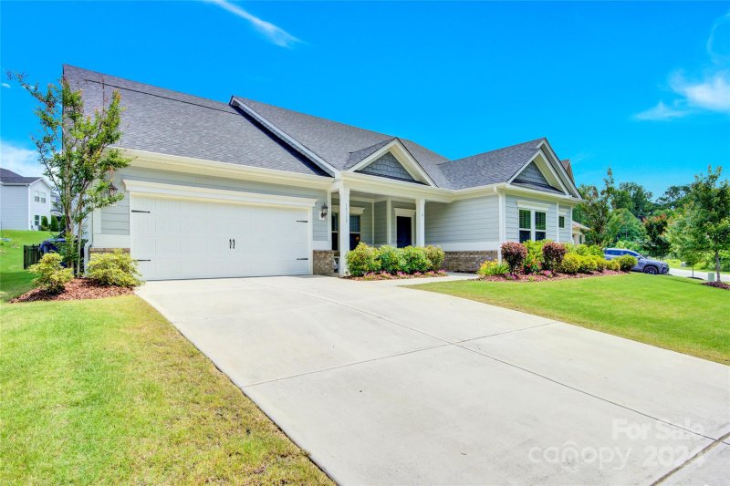 Property image 2 at 15315 Venezia Lane, Huntersville, NC 28078