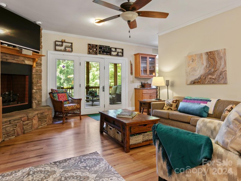 Property image 5 at 104 Mount Hebron Road, Hendersonville, NC 28739