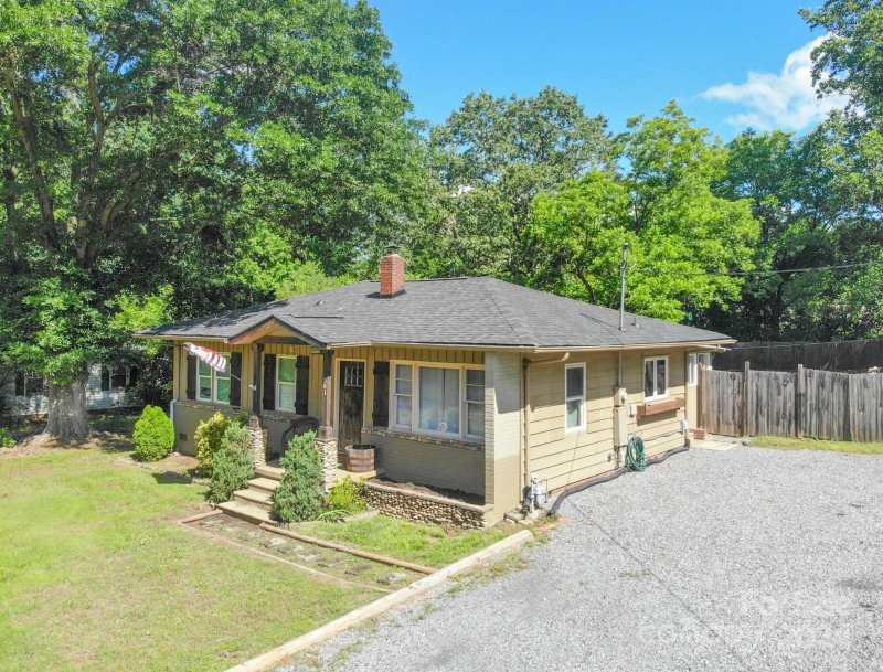 Property image 2 at 881 Bellview Drive, Shelby, NC 28150
