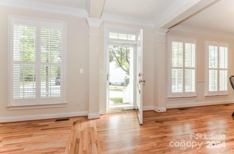 Property image 2 at 502 Faulkner Way, Davidson, NC 28036