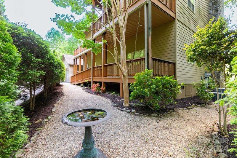 Property image 3 at 100 White Oak Pointe, Whittier, NC 28789