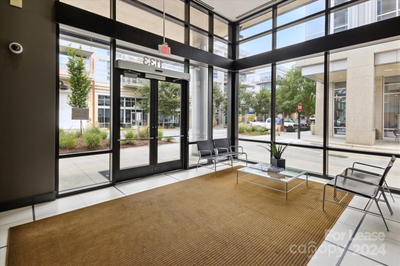 Property image 2 at 1133 Metropolitan Avenue, Charlotte, NC 28204