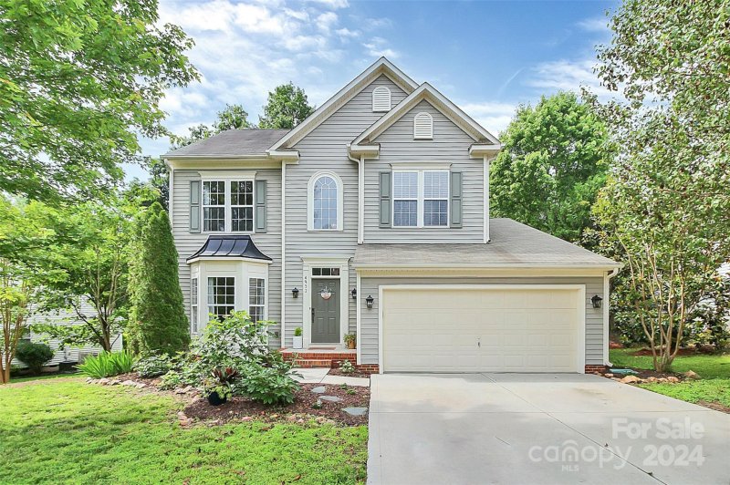 4952 Summerside Drive