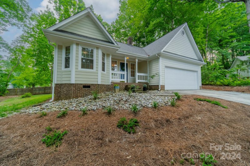 Property image 2 at 261 Bubbling Well Road, Denver, NC 28037