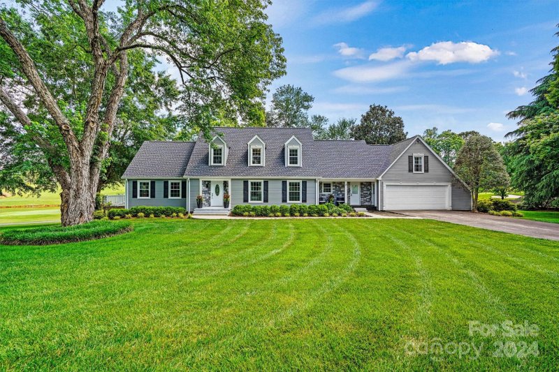 Property image 3 at 2593 Birdie Lane, Conover, NC 28613