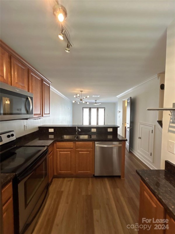 Property image 3 at 1348 Green Oaks Lane, Charlotte, NC 28205