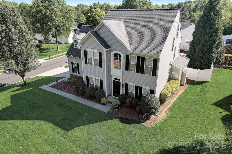 Property image 4 at 105 Umberly Court, Mooresville, NC 28115