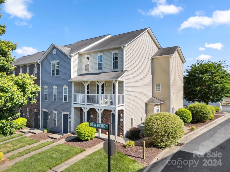 Property image 3 at 110 Steam Engine Drive, Mooresville, NC 28115