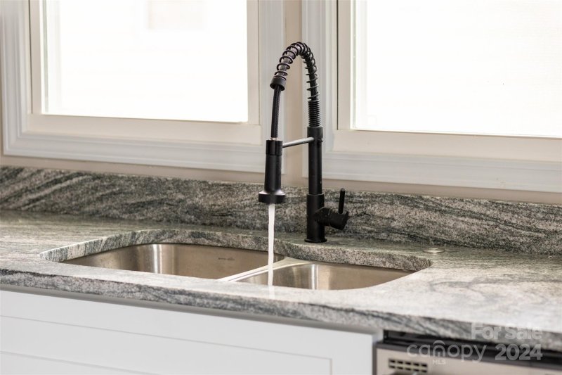 Property image 2 at 2841 Fair Oaks Drive, Gastonia, NC 28054