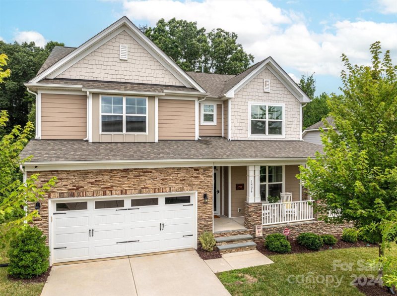 1526 Robinson Oaks Drive