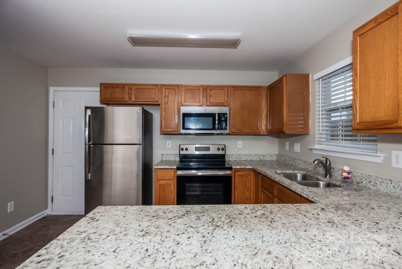 Property image 4 at 100 Long Creek Parkway, Charlotte, NC 28214