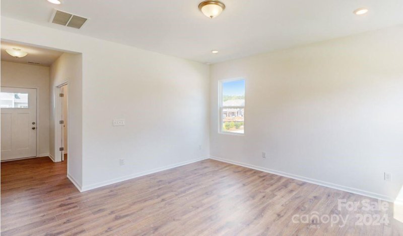 Property image 4 at 8601 Acadia Parkway, Sherrills Ford, NC 28673