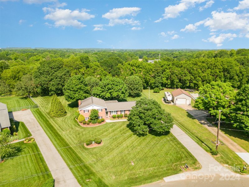 Property image 2 at 4620 Carolando Drive, Concord, NC 28027