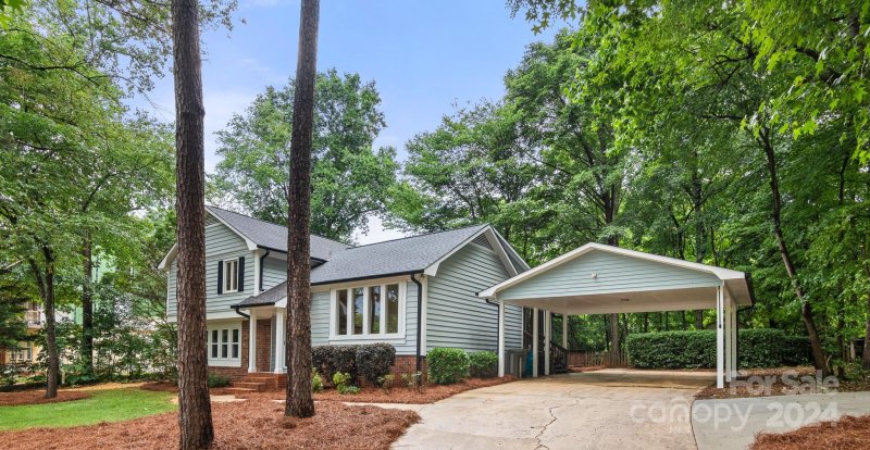 Property image 2 at 1102 Honeybee Trail, Fort Mill, SC 29715