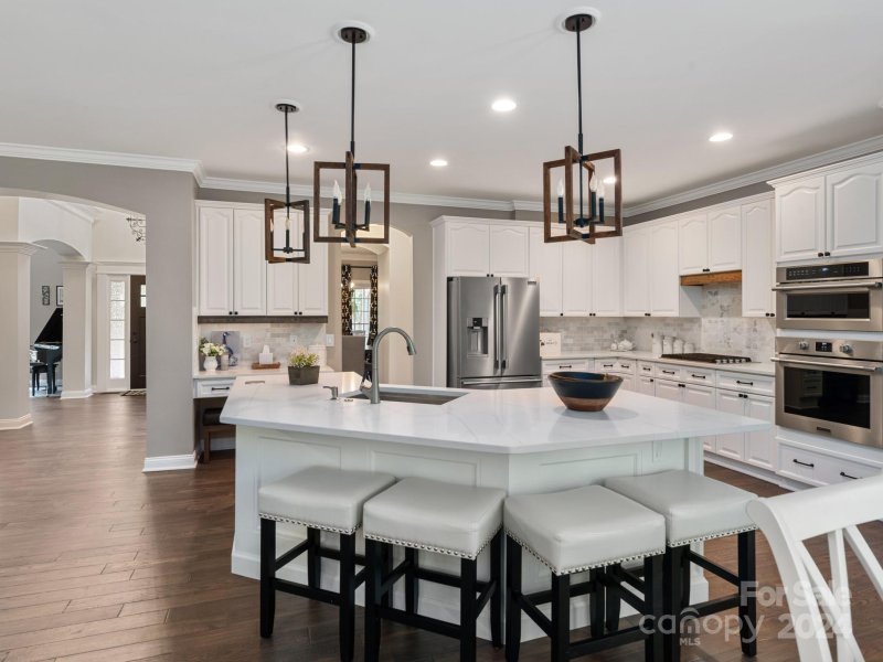 Property image 2 at 9610 Belmont Lane, Marvin, NC 28173