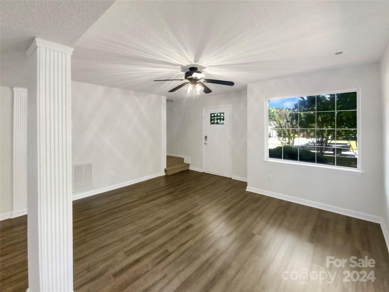 Property image 3 at 7789 Red Robin Trail, Denver, NC 28037