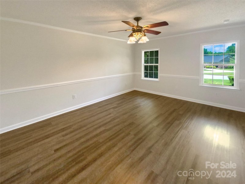 Property image 5 at 7789 Red Robin Trail, Denver, NC 28037